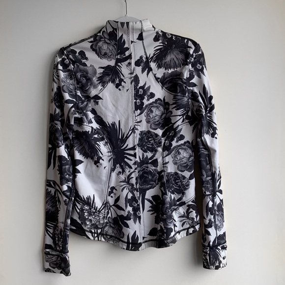 LULULEMON | Forme II Brisk Bloom | Sz 8 - Picture 10 of 11